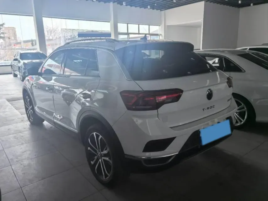 2022 Volkswagen T-Roc 1.4T 150HP L4 7DCT,autocango,china used car exporter,china ev exporter,chinese used car exporter,chinese used ev exporter