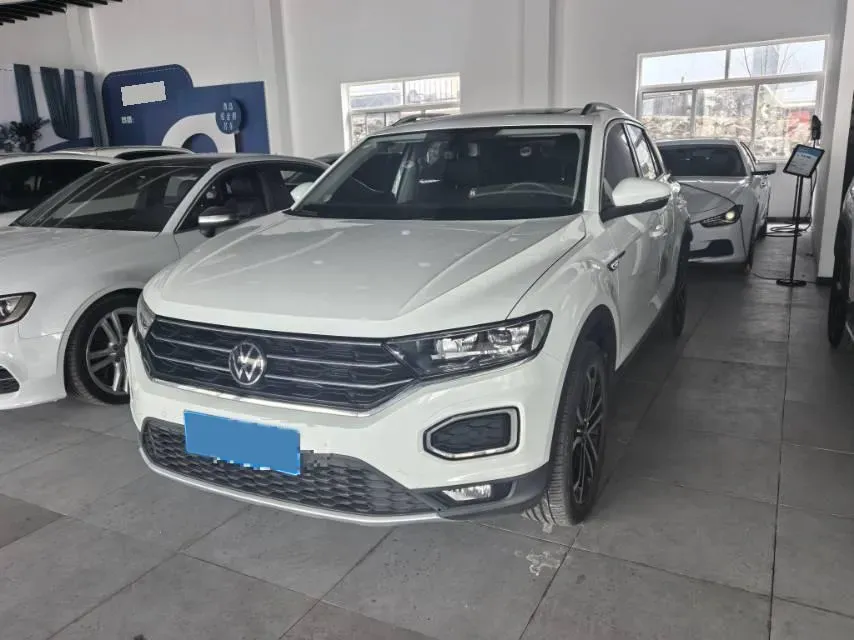 2022 Volkswagen T-Roc 1.4T 150HP L4 7DCT,autocango,china used car exporter,china ev exporter,chinese used car exporter,chinese used ev exporter