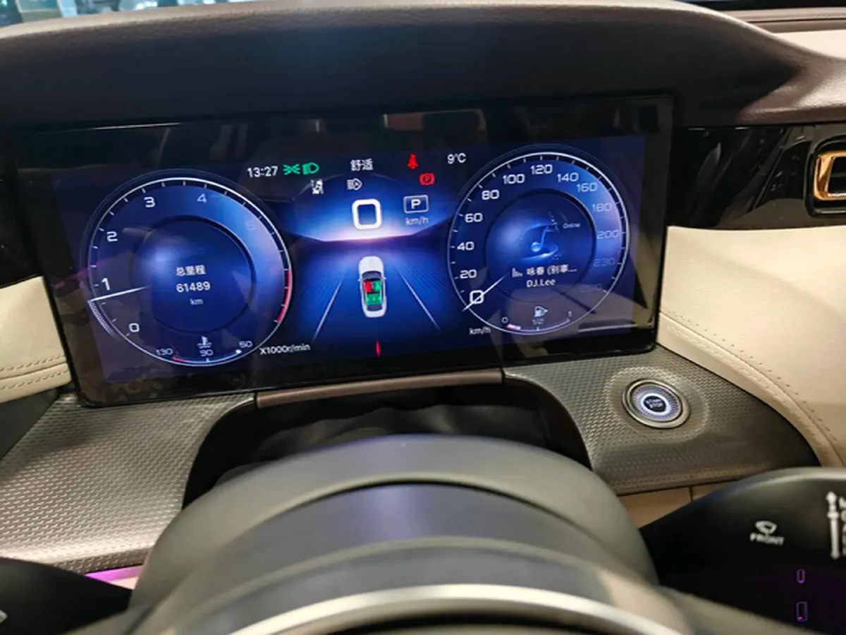 2023 HongQi H5 2.0T 224HP L4 8AT,autocango,china used car exporter,china ev exporter,chinese used car exporter,chinese used ev exporter