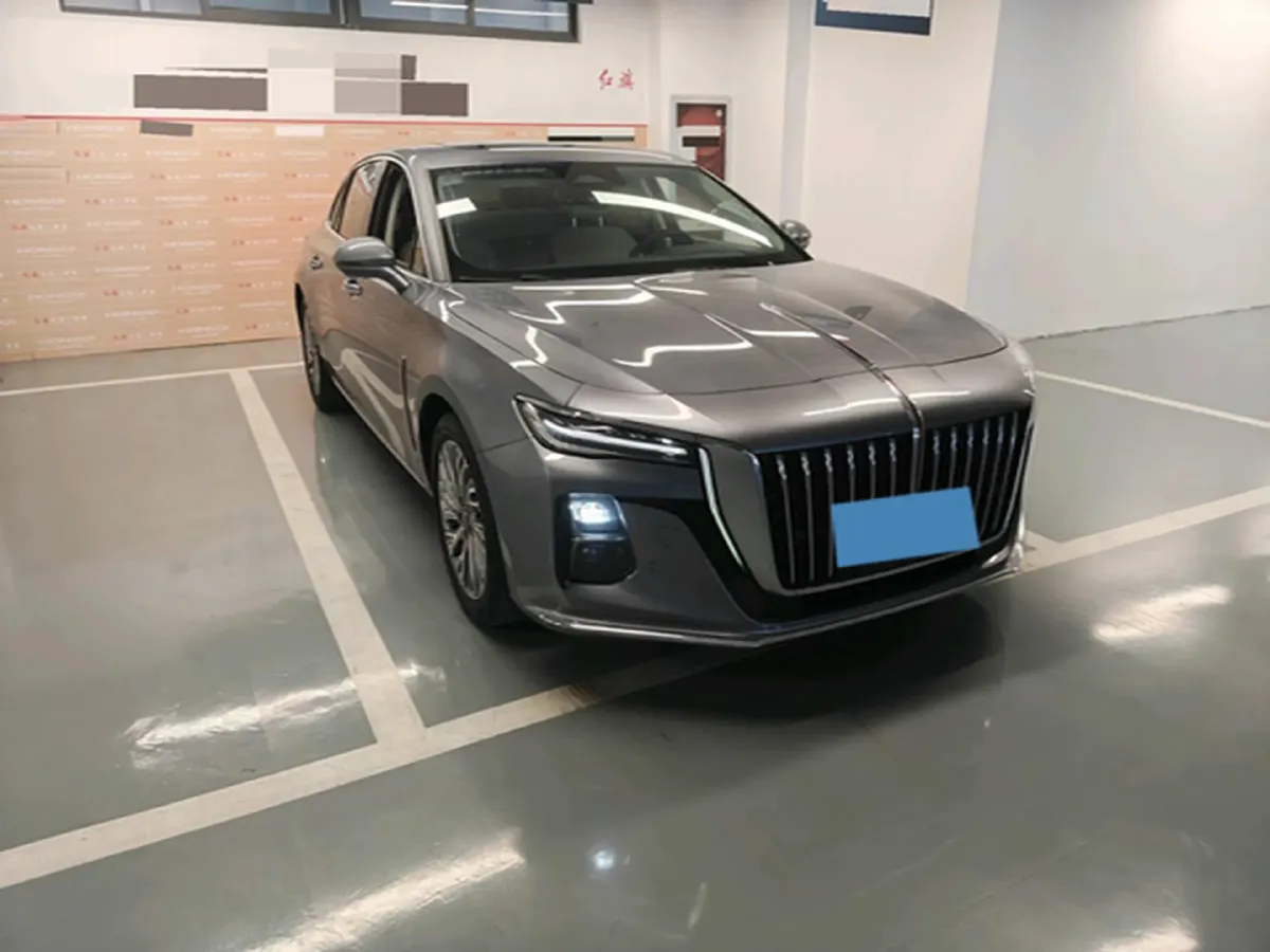 2023 HongQi H5 2.0T 224HP L4 8AT,autocango,china used car exporter,china ev exporter,chinese used car exporter,chinese used ev exporter