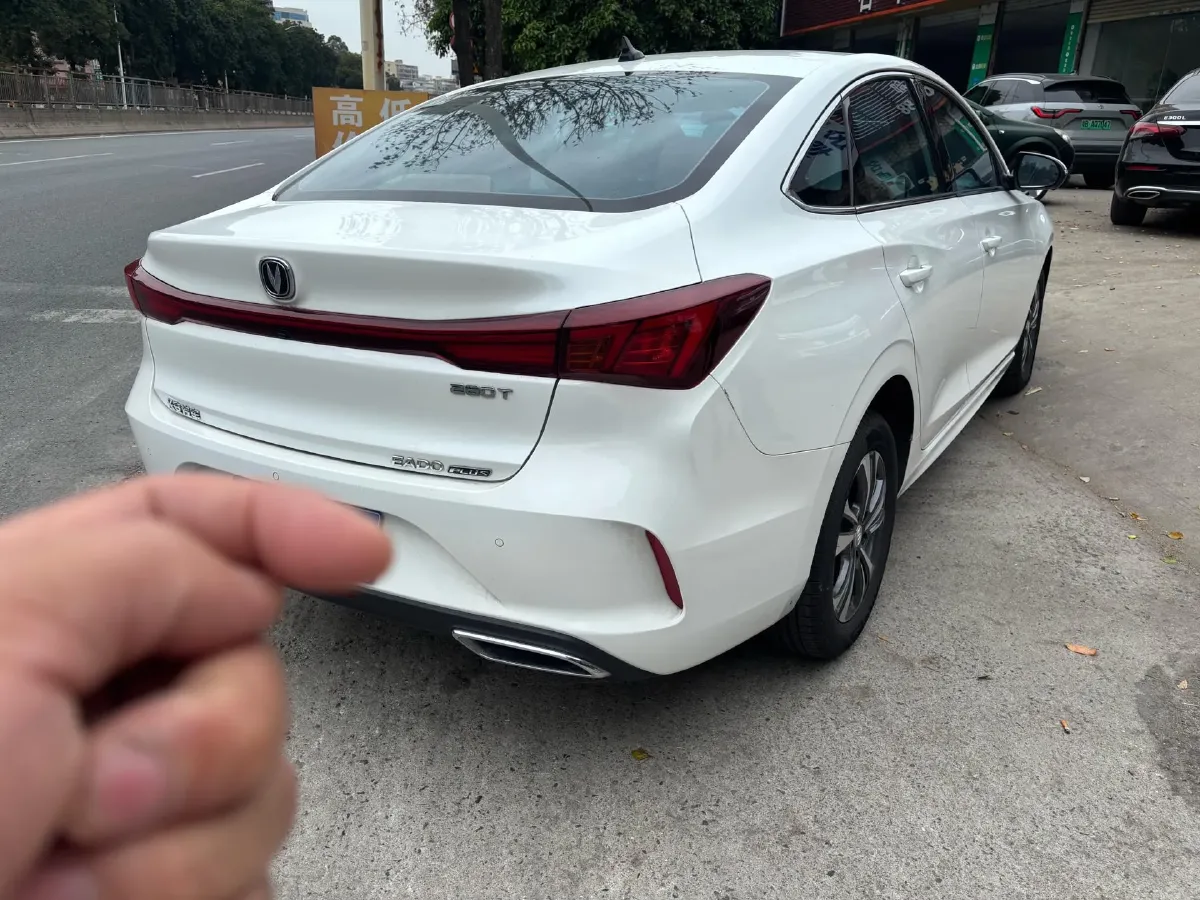 2024 ChangAn Eado 1.4T 160HP L4 7DCT,autocango,china used car exporter,china ev exporter,chinese used car exporter,chinese used ev exporter