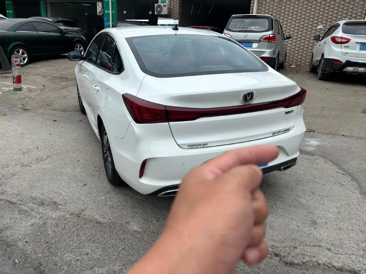 2024 ChangAn Eado 1.4T 160HP L4 7DCT,autocango,china used car exporter,china ev exporter,chinese used car exporter,chinese used ev exporter