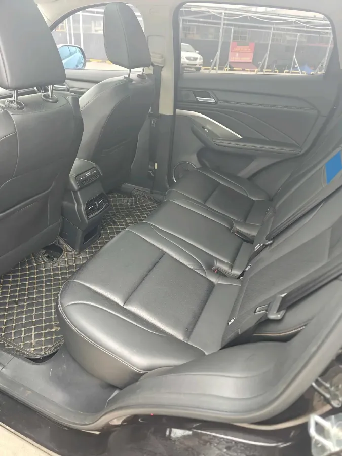 2018 WEY VV6 2.0T 197HP L4 7DCT,autocango,china used car exporter,china ev exporter,chinese used car exporter,chinese used ev exporter