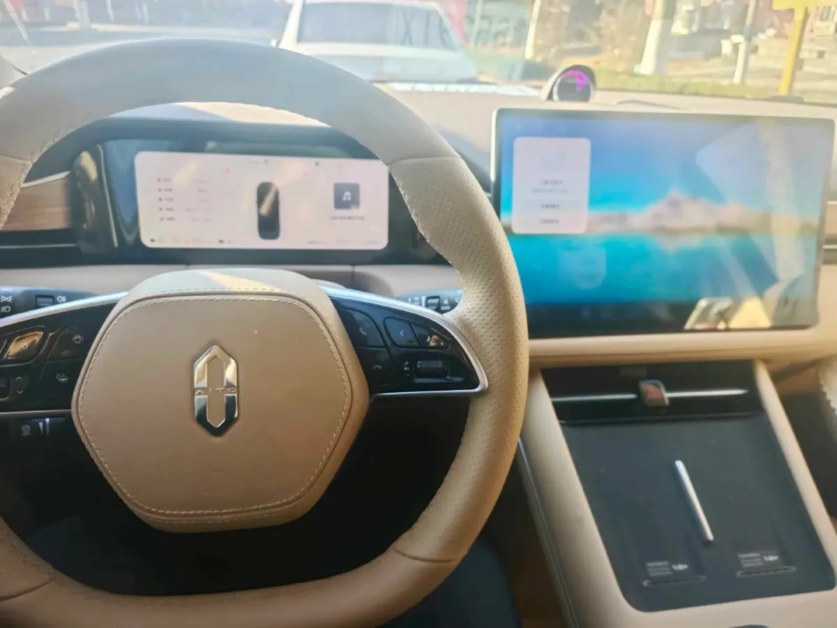 2024 AITO AITO M7 1.5T 152HP L4 REEV 38.5KWH,autocango,china used car exporter,china ev exporter,chinese used car exporter,chinese used ev exporter