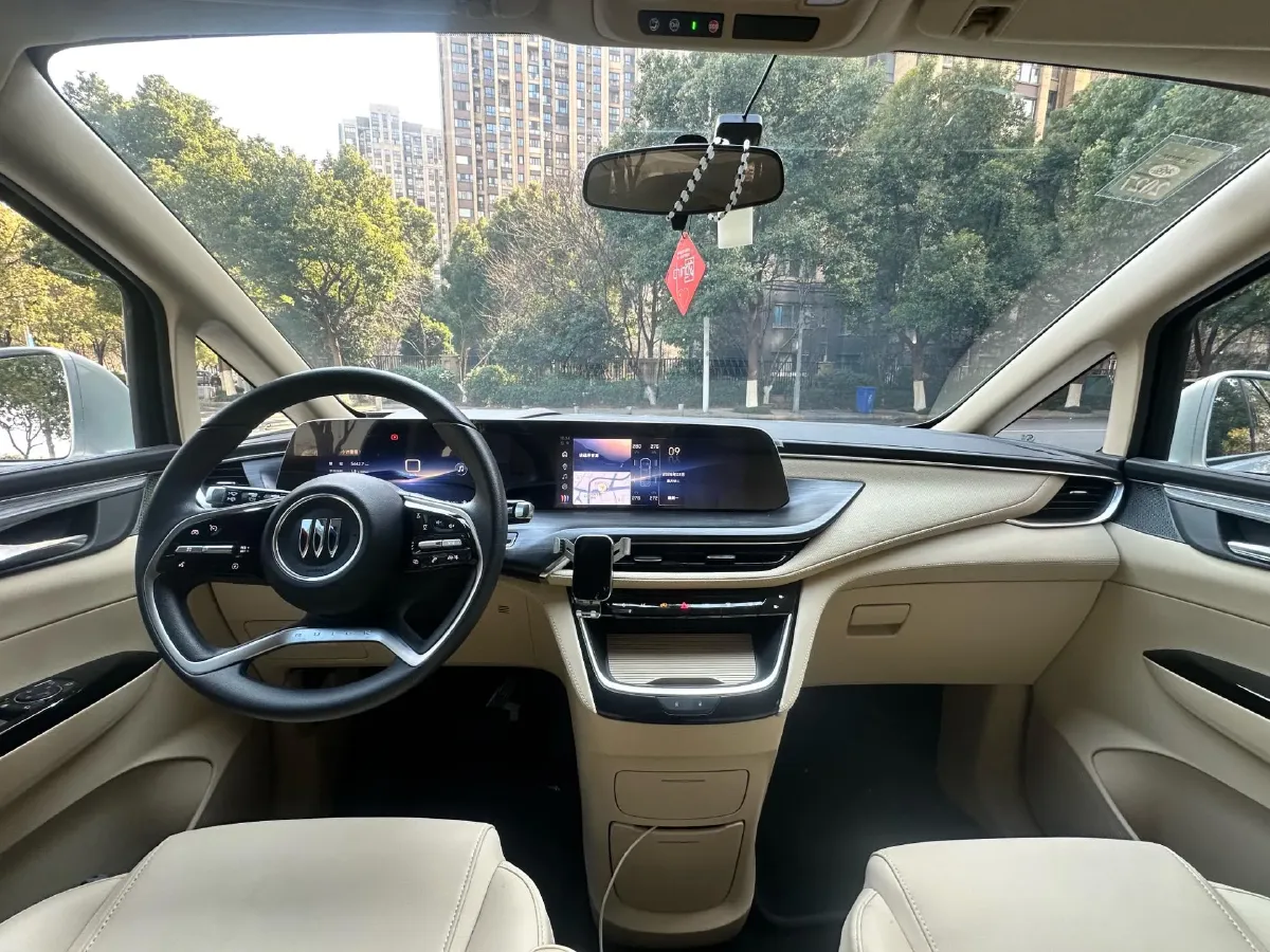 2025 Buick GL8 1.5T 180HP L4 2DHT PHEV,autocango,china used car exporter,china ev exporter,chinese used car exporter,chinese used ev exporter