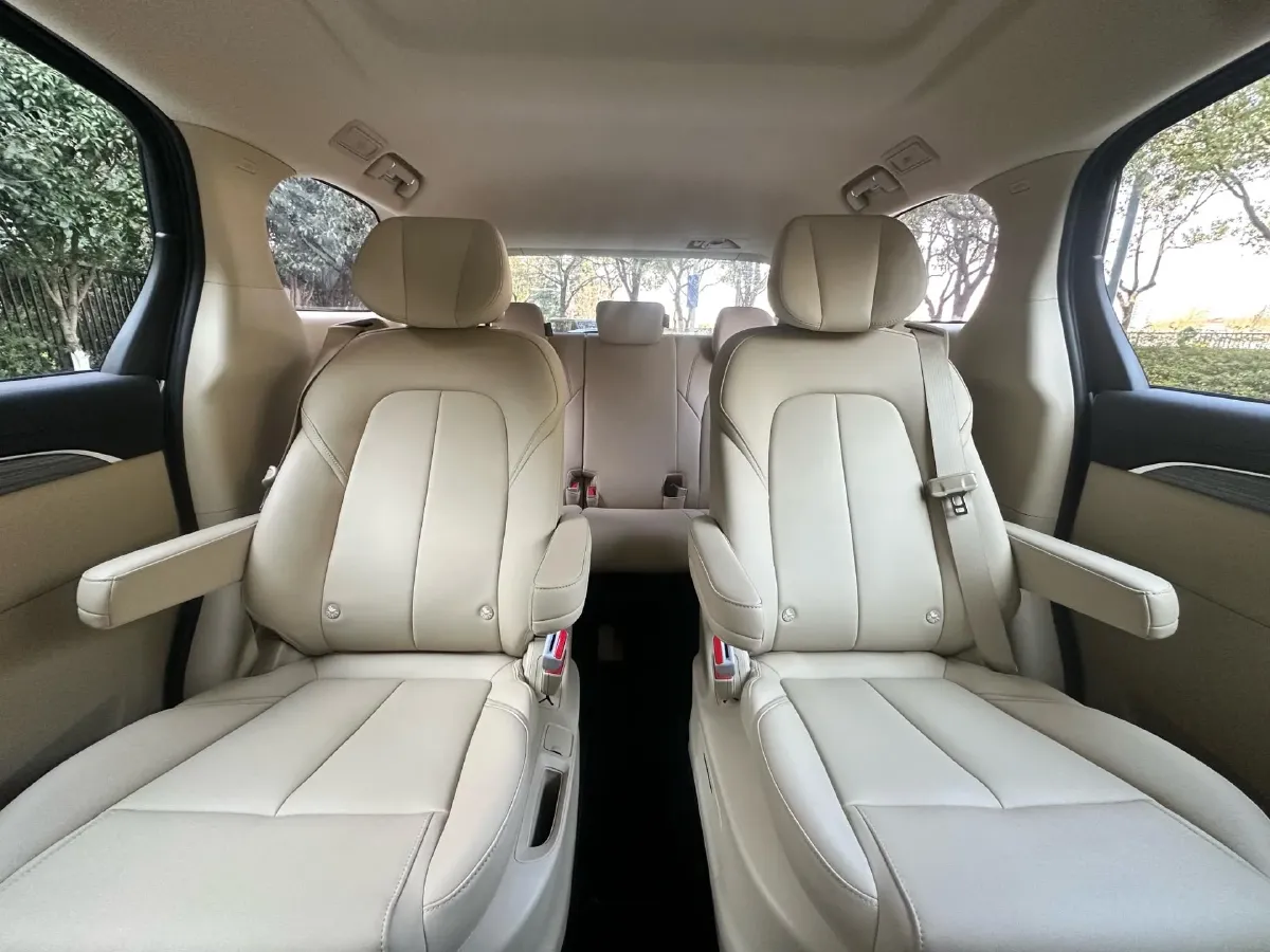 2025 Buick GL8 1.5T 180HP L4 2DHT PHEV,autocango,china used car exporter,china ev exporter,chinese used car exporter,chinese used ev exporter