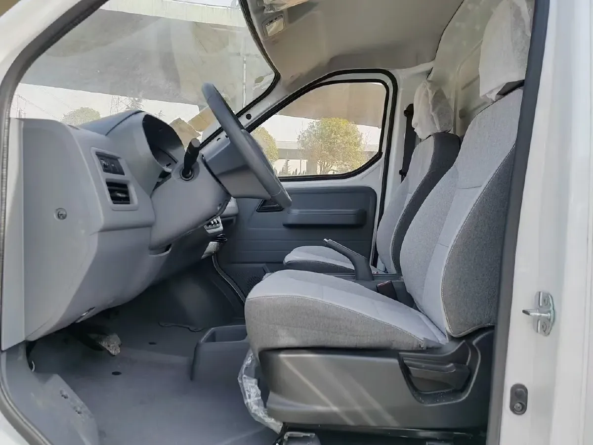 2024 WuLing YangGuang BEV 41.9KWH,autocango,china used car exporter,china ev exporter,chinese used car exporter,chinese used ev exporter