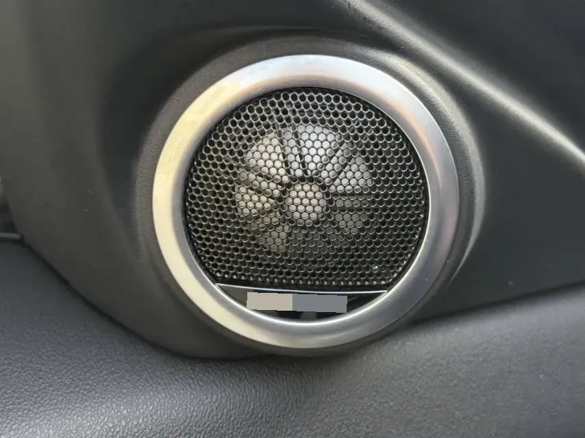 2022 Land Rover Range Rover Evoque 2.0T 249HP L4 9AT,autocango,china used car exporter,china ev exporter,chinese used car exporter,chinese used ev exporter