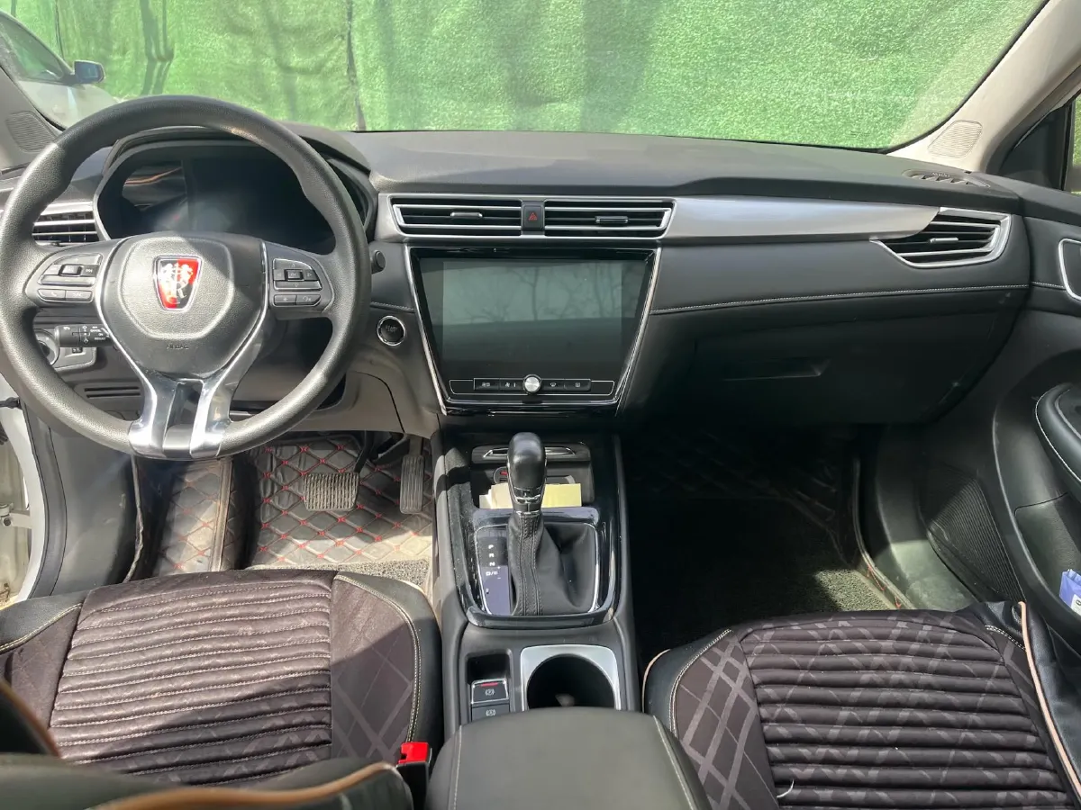 2020 Roewe i5 1.5L 120HP L4 CVT,autocango,china used car exporter,china ev exporter,chinese used car exporter,chinese used ev exporter