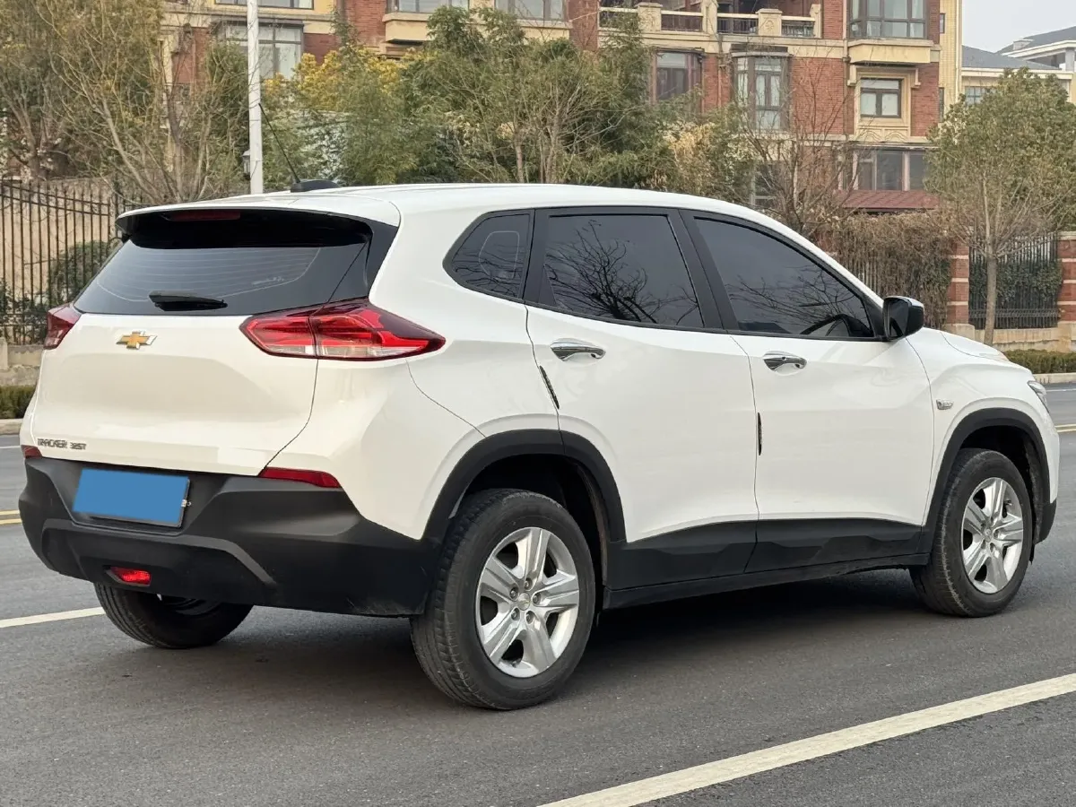 2019 Chevrolet Trax 1.0T 125HP L3 6AT,autocango,china used car exporter,china ev exporter,chinese used car exporter,chinese used ev exporter