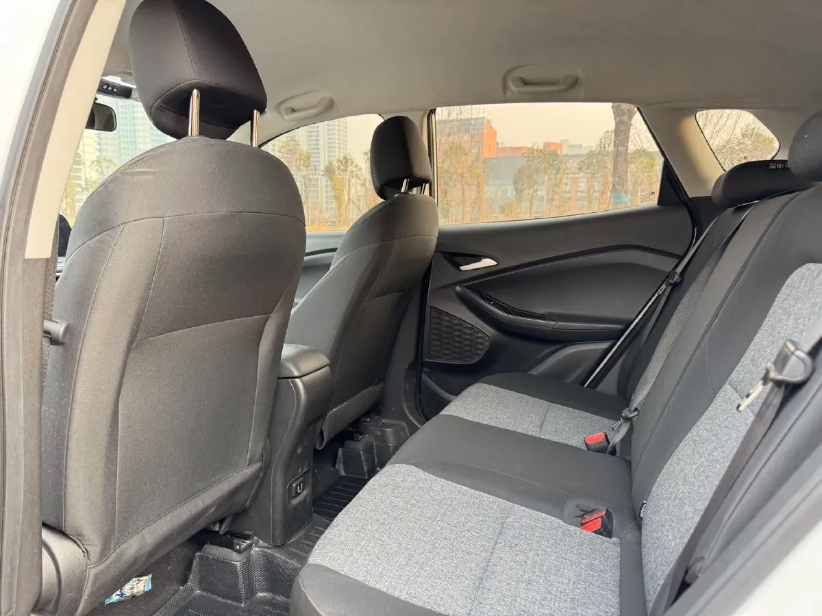 2019 Chevrolet Trax 1.0T 125HP L3 6AT,autocango,china used car exporter,china ev exporter,chinese used car exporter,chinese used ev exporter