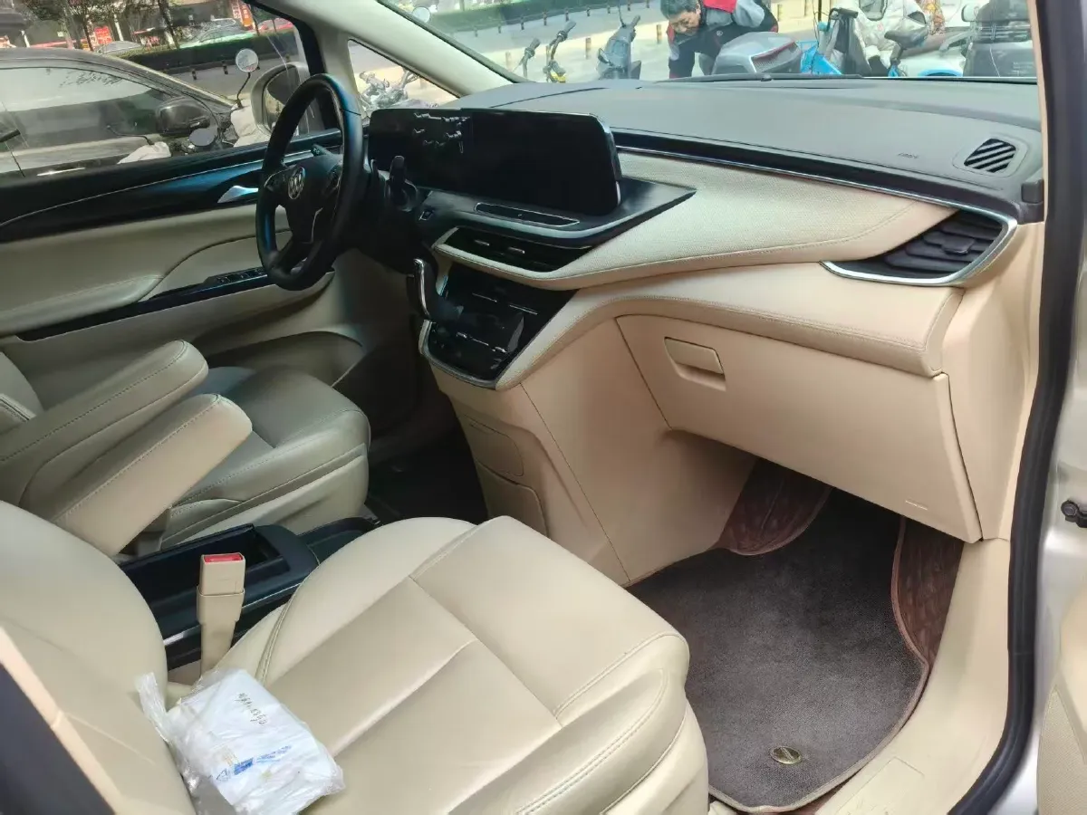 2022 Buick GL8 2.0T 237HP L4 9AT,autocango,china used car exporter,china ev exporter,chinese used car exporter,chinese used ev exporter