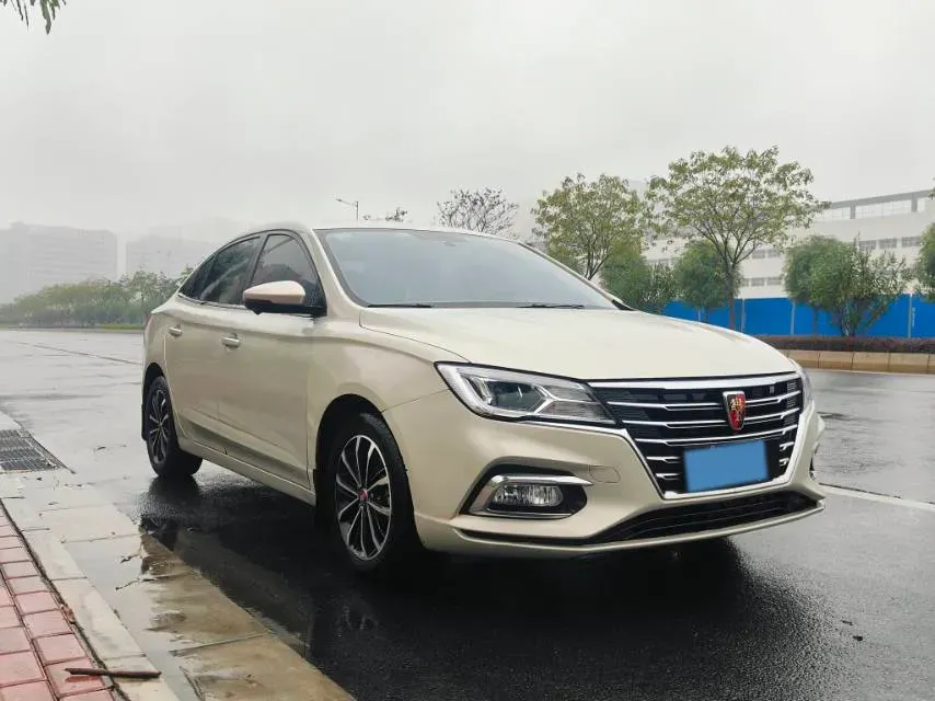 2019 Roewe i5 1.5L 120HP L4 CVT,autocango,china used car exporter,china ev exporter,chinese used car exporter,chinese used ev exporter