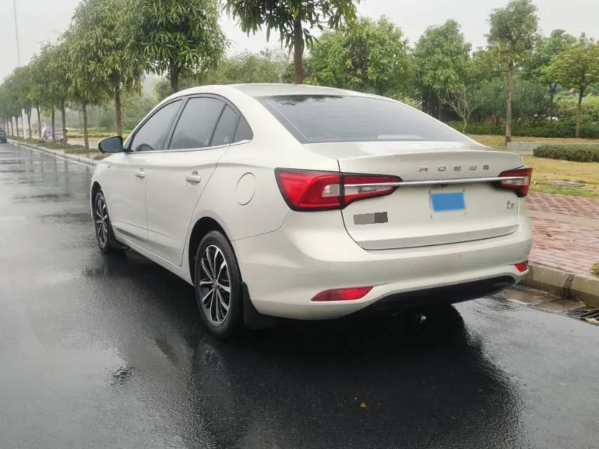 2019 Roewe i5 1.5L 120HP L4 CVT,autocango,china used car exporter,china ev exporter,chinese used car exporter,chinese used ev exporter