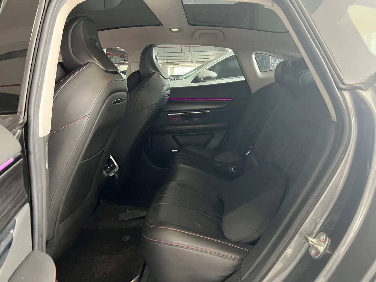 2022 DongFeng Forthing M7 2.0T 224HP L4 8AT,autocango,china used car exporter,china ev exporter,chinese used car exporter,chinese used ev exporter