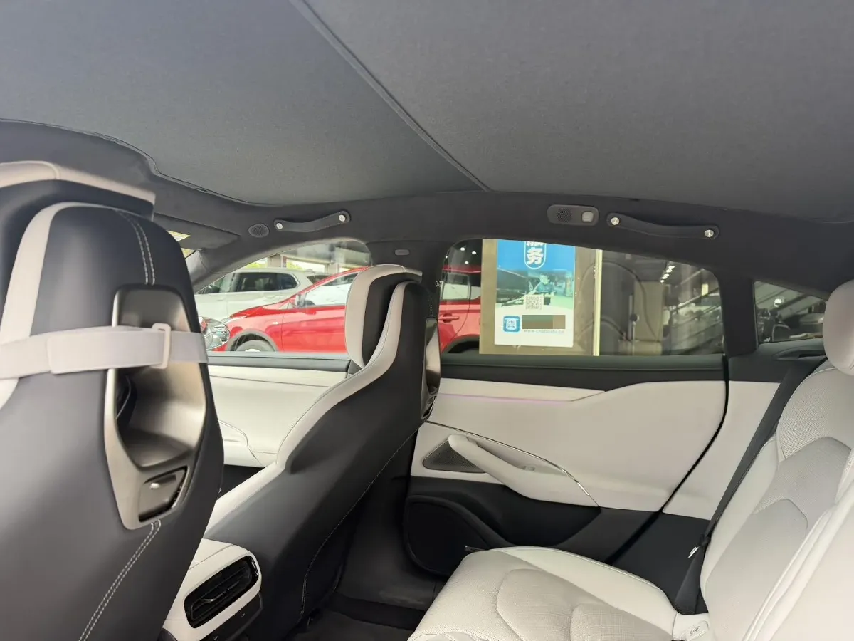 2024 MI SU7 BEV 101KWH,autocango,china used car exporter,china ev exporter,chinese used car exporter,chinese used ev exporter