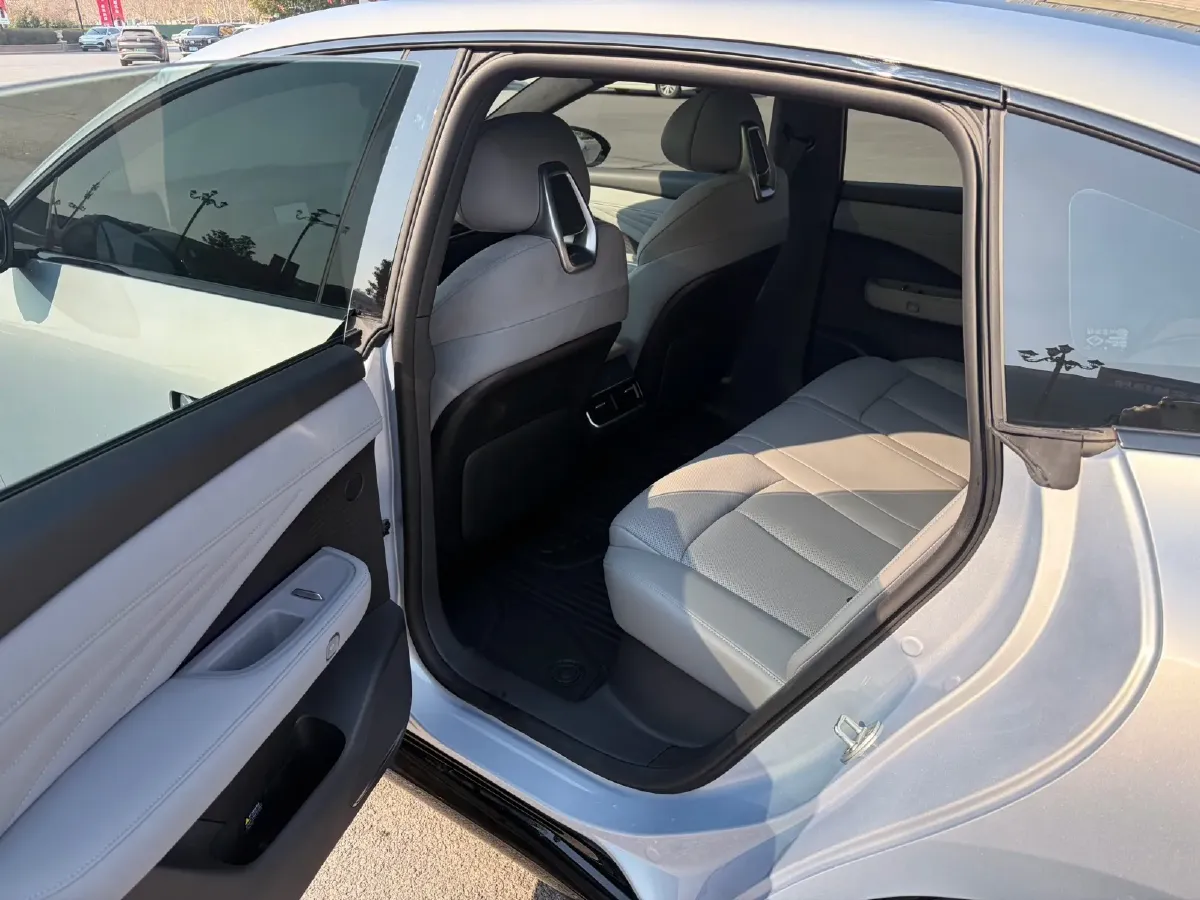 2025 Nissan N7 BEV 73KWH,autocango,china used car exporter,china ev exporter,chinese used car exporter,chinese used ev exporter