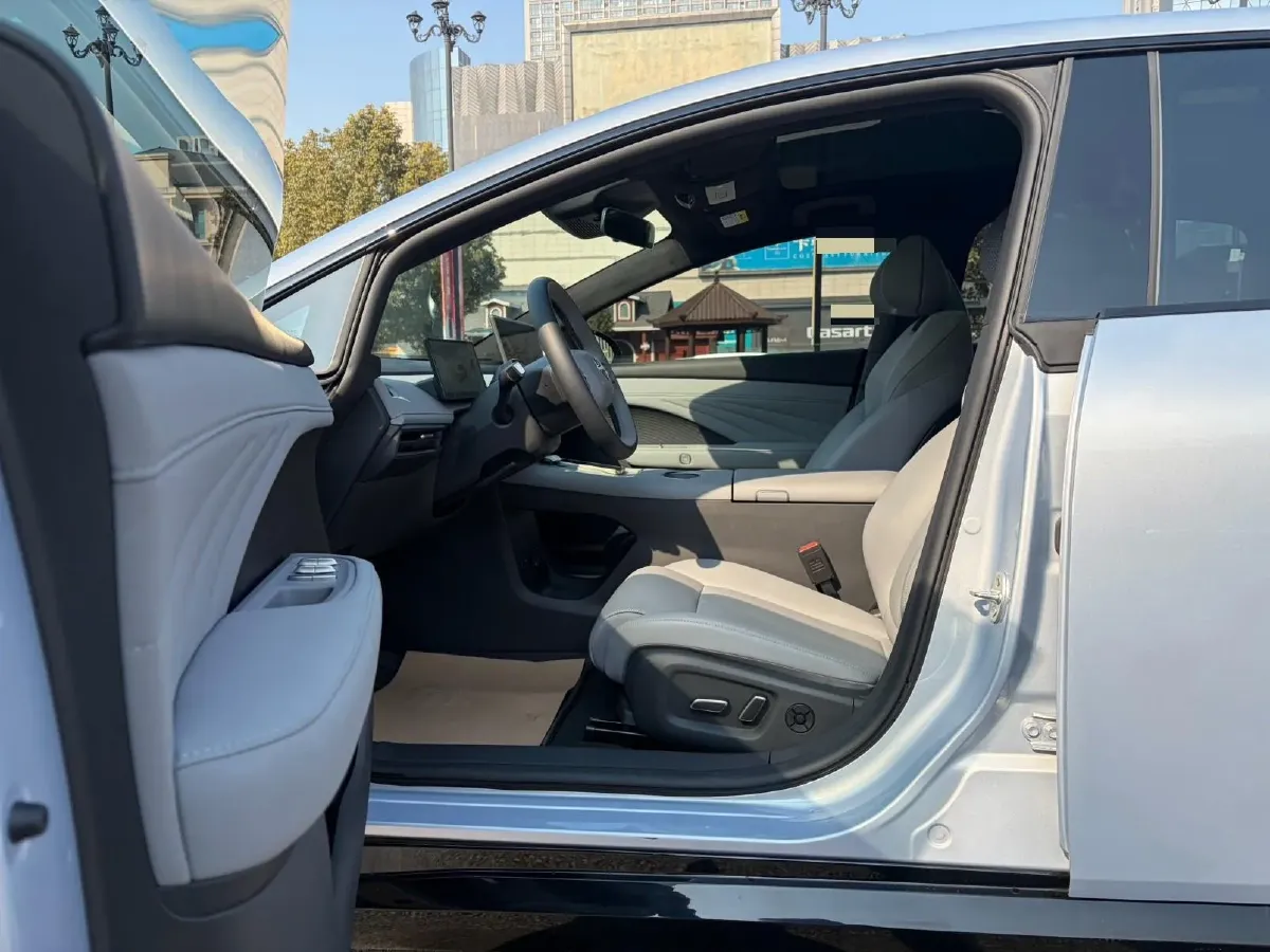 2025 Nissan N7 BEV 73KWH,autocango,china used car exporter,china ev exporter,chinese used car exporter,chinese used ev exporter