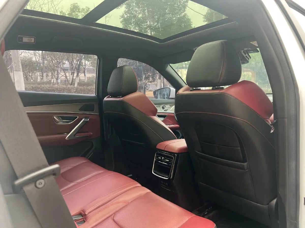 2021 Jetour X70 1.6T 197HP L4 7DCT,autocango,china used car exporter,china ev exporter,chinese used car exporter,chinese used ev exporter