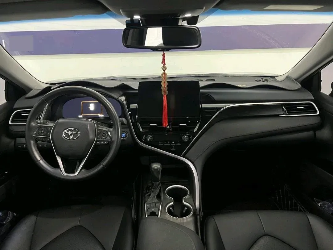 2021 Toyota Camry 2.5L 209HP L4 8AT,autocango,china used car exporter,china ev exporter,chinese used car exporter,chinese used ev exporter