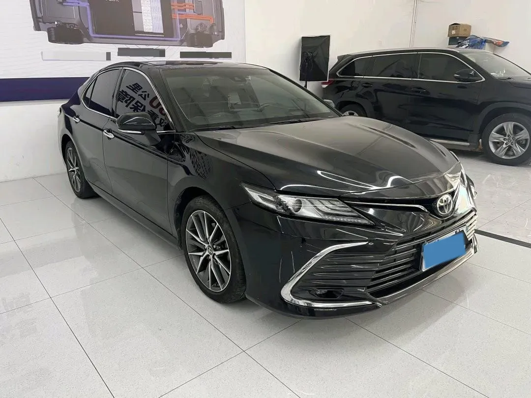 2021 Toyota Camry 2.5L 209HP L4 8AT,autocango,china used car exporter,china ev exporter,chinese used car exporter,chinese used ev exporter