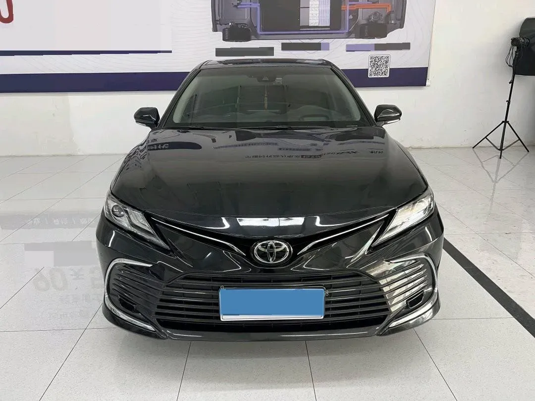 2021 Toyota Camry 2.5L 209HP L4 8AT,autocango,china used car exporter,china ev exporter,chinese used car exporter,chinese used ev exporter