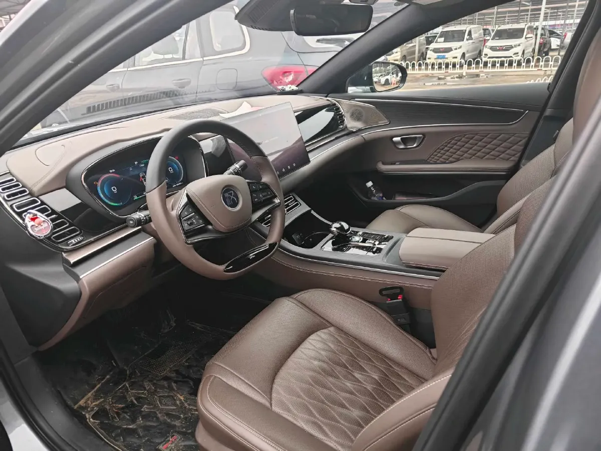 2022 Volkswagen Tiguan L 2.0T 186HP L4 7DCT,autocango,china used car exporter,china ev exporter,chinese used car exporter,chinese used ev exporter