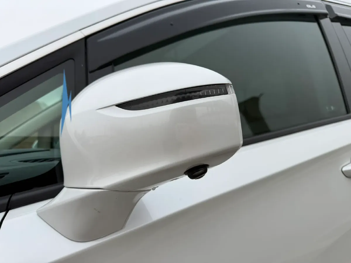 2021 Buick GL8 2.0T 237HP L4 9AT,autocango,china used car exporter,china ev exporter,chinese used car exporter,chinese used ev exporter