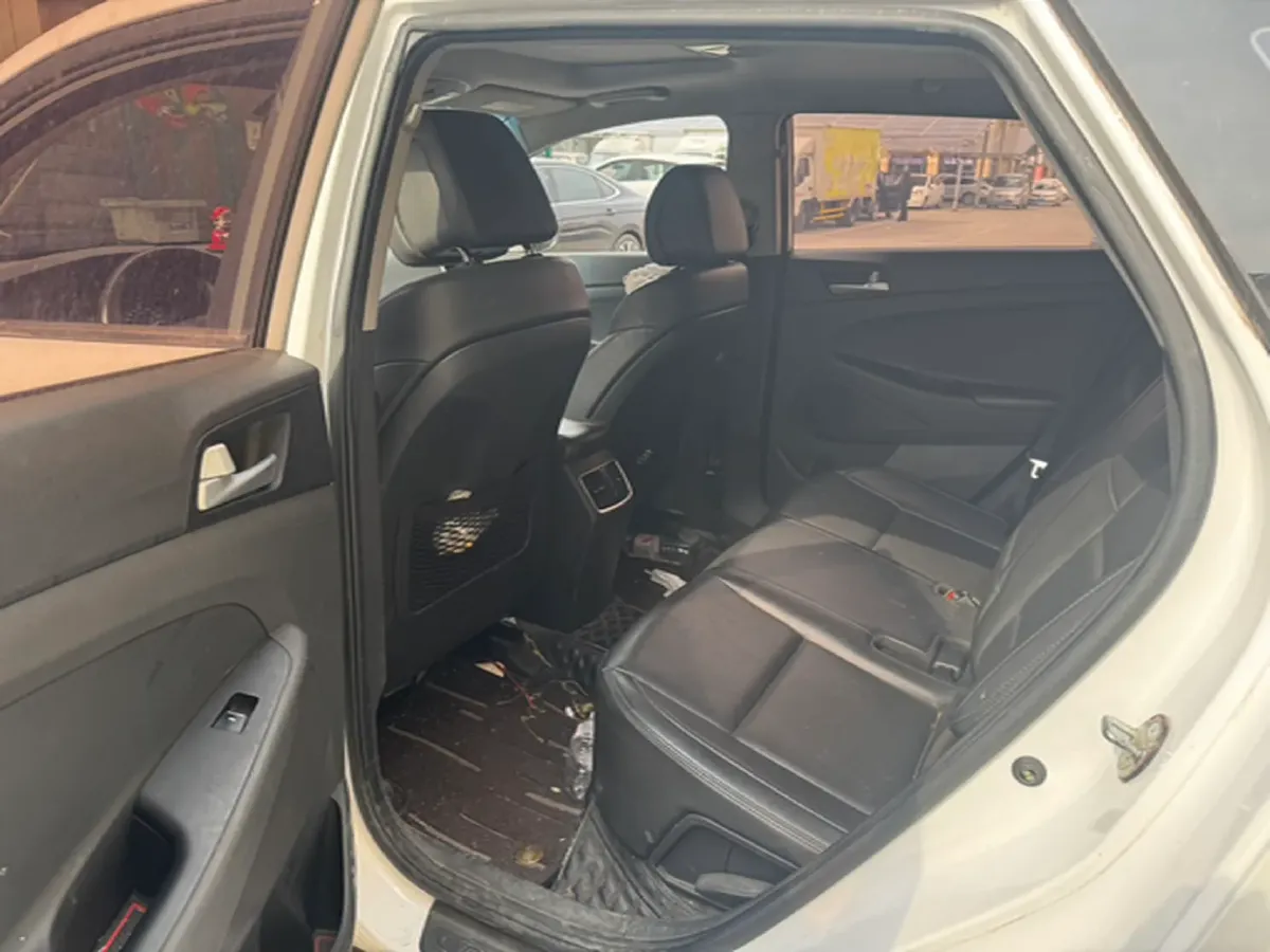 2015 Hyundai Tucson 1.6T 177HP L4 7DCT,autocango,china used car exporter,china ev exporter,chinese used car exporter,chinese used ev exporter