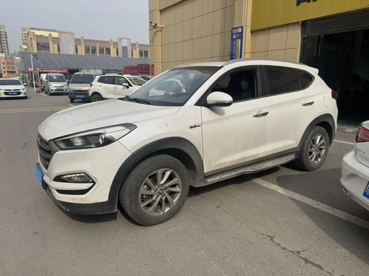 2015 Hyundai Tucson 1.6T 177HP L4 7DCT,autocango,china used car exporter,china ev exporter,chinese used car exporter,chinese used ev exporter