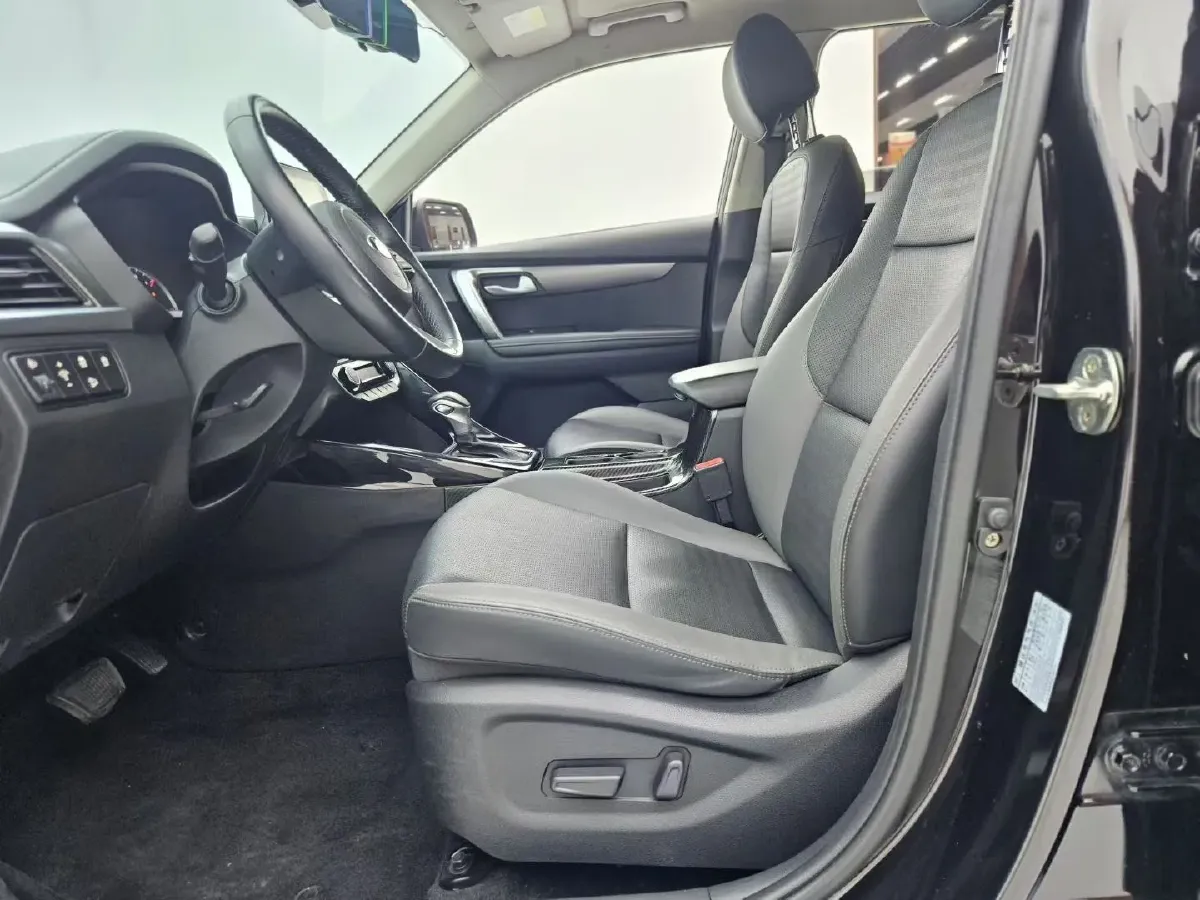 2018 Kia Sportage R 2.0L 160HP L4 6AT,autocango,china used car exporter,china ev exporter,chinese used car exporter,chinese used ev exporter