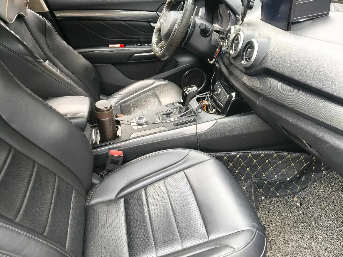 2017 WEY VV7 2.0T 234HP L4 7DCT,autocango,china used car exporter,china ev exporter,chinese used car exporter,chinese used ev exporter