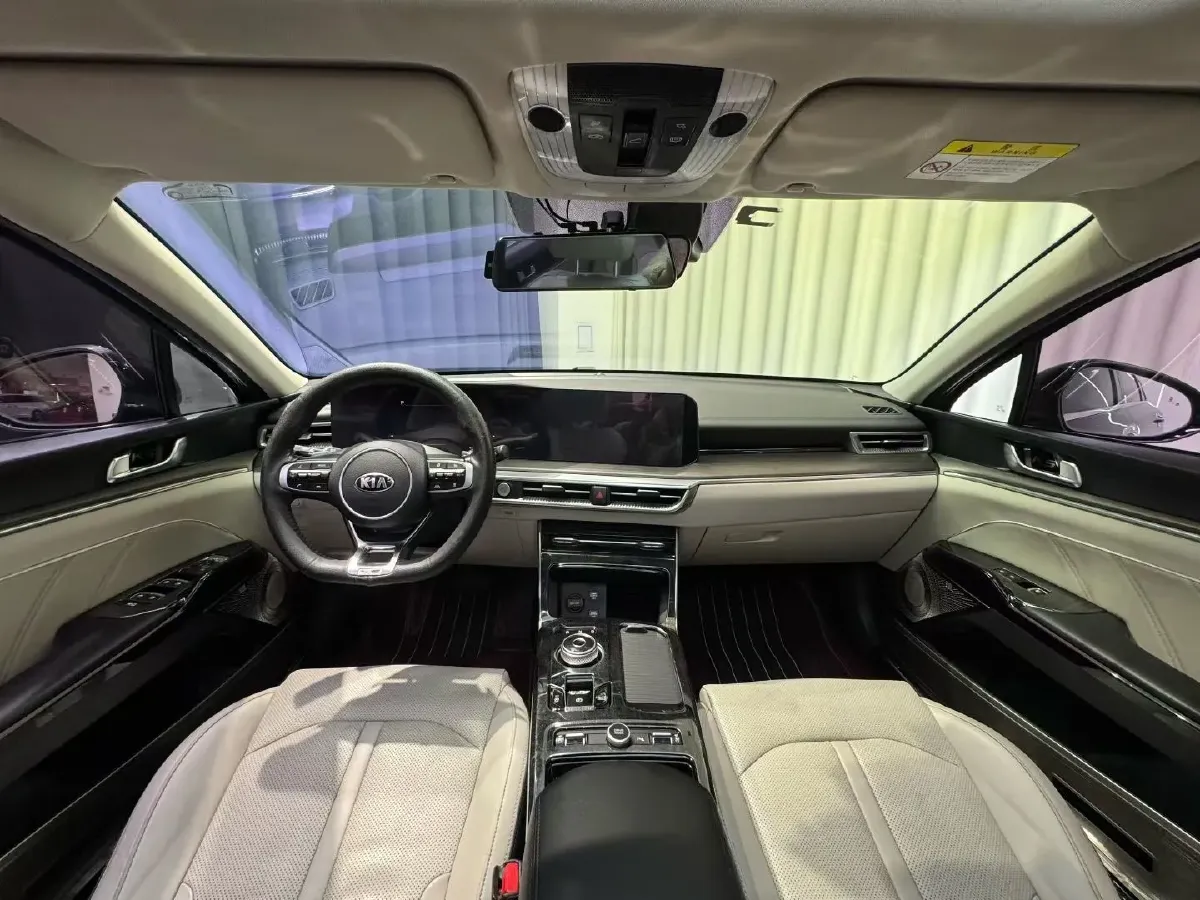 2020 Kia K5 2.0T 240HP L4 8AT,autocango,china used car exporter,china ev exporter,chinese used car exporter,chinese used ev exporter