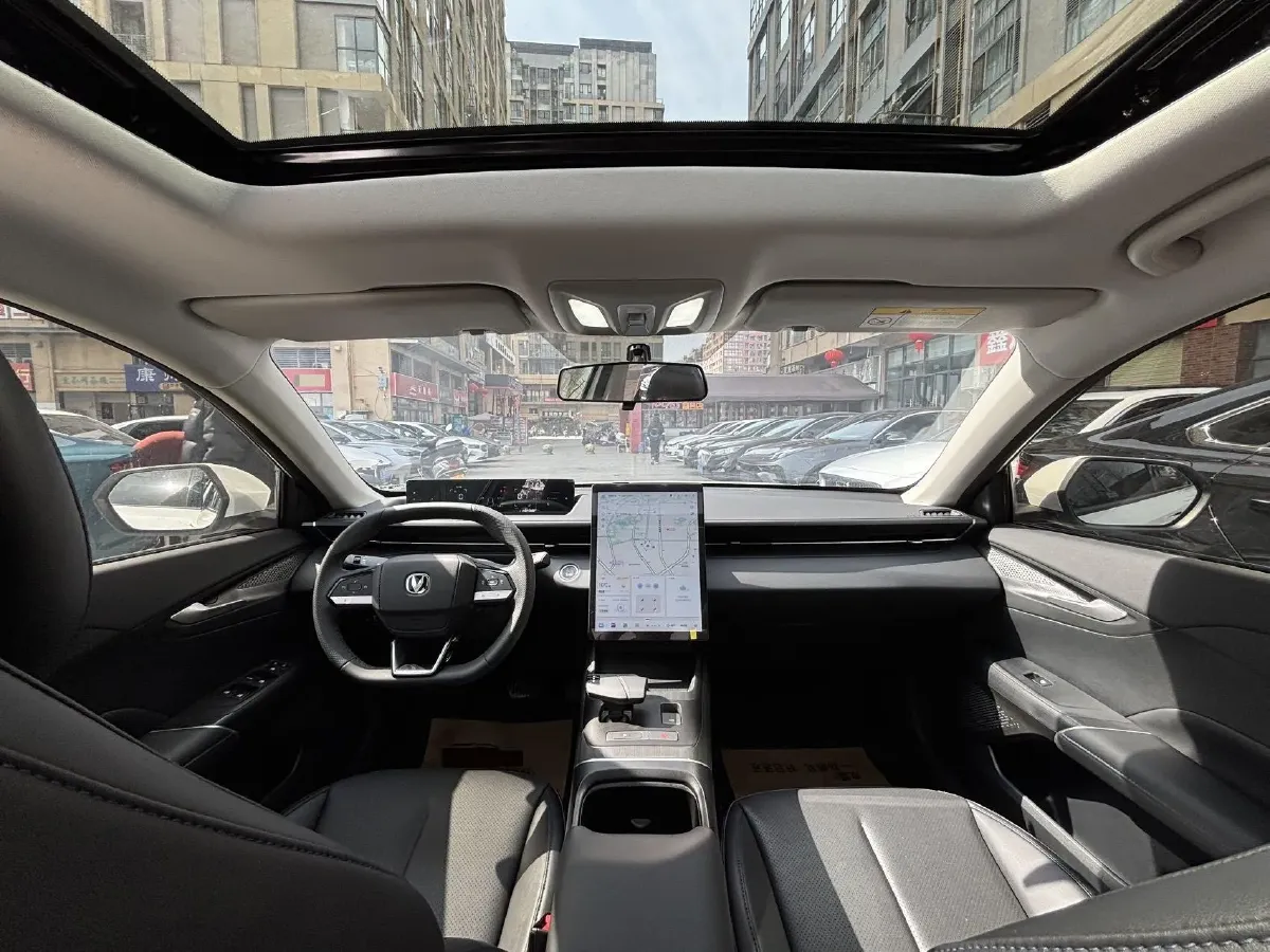 2025 ChangAn Eado 1.5T 192HP L4 7DCT,autocango,china used car exporter,china ev exporter,chinese used car exporter,chinese used ev exporter