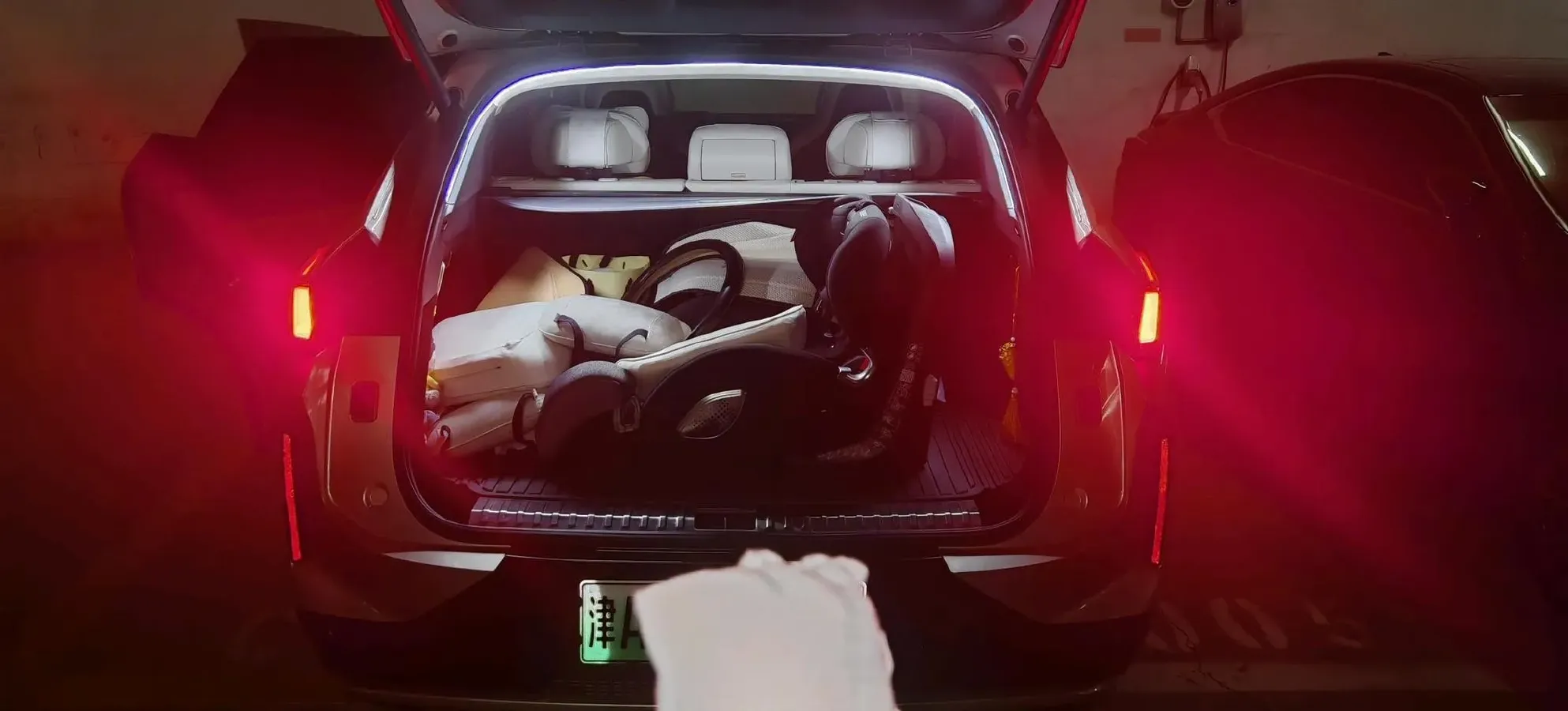 2023 LYNK&CO 08 EM-P 1.5T 163HP L4 3DHT PHEV 39.6KWH,autocango,china used car exporter,china ev exporter,chinese used car exporter,chinese used ev exporter