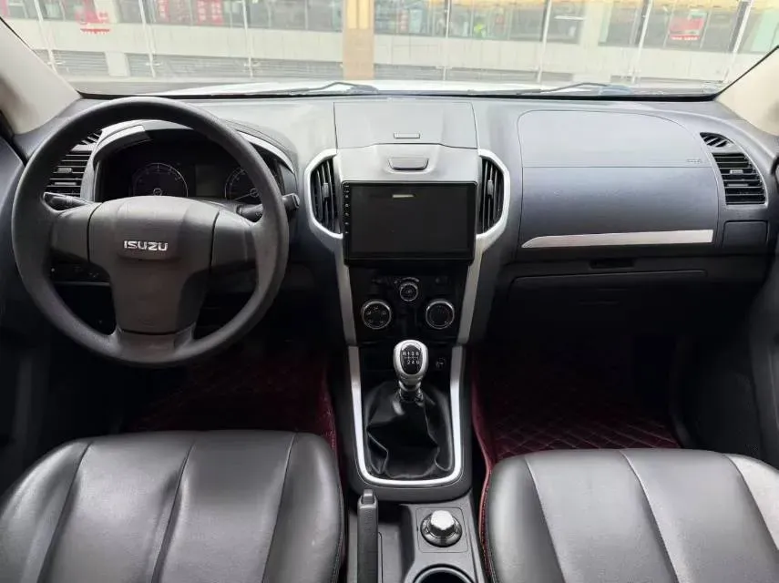 2018 BAW Warrior 2.0T 190HP L4 6MT,autocango,china used car exporter,china ev exporter,chinese used car exporter,chinese used ev exporter