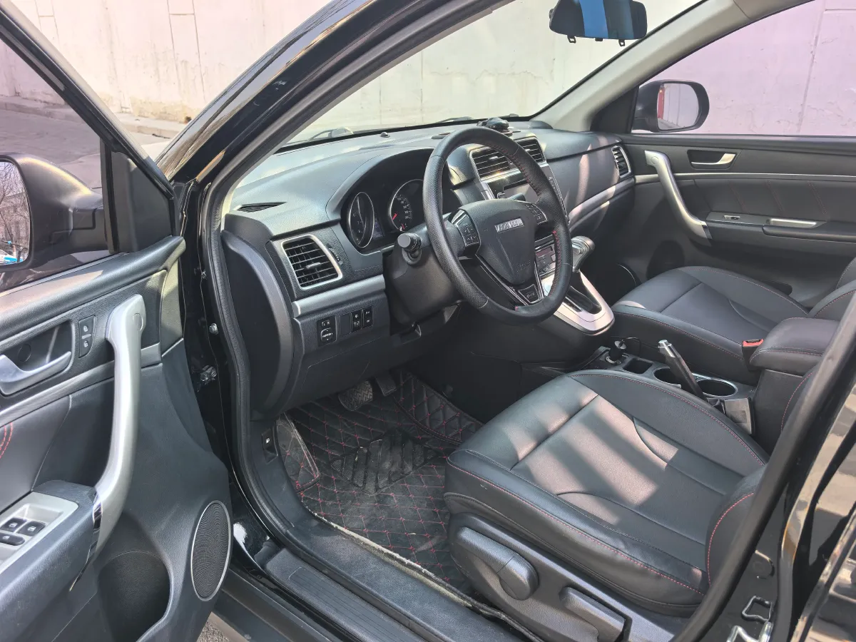2019 Haval M6 1.5T 150HP L4 7DCT,autocango,china used car exporter,china ev exporter,chinese used car exporter,chinese used ev exporter