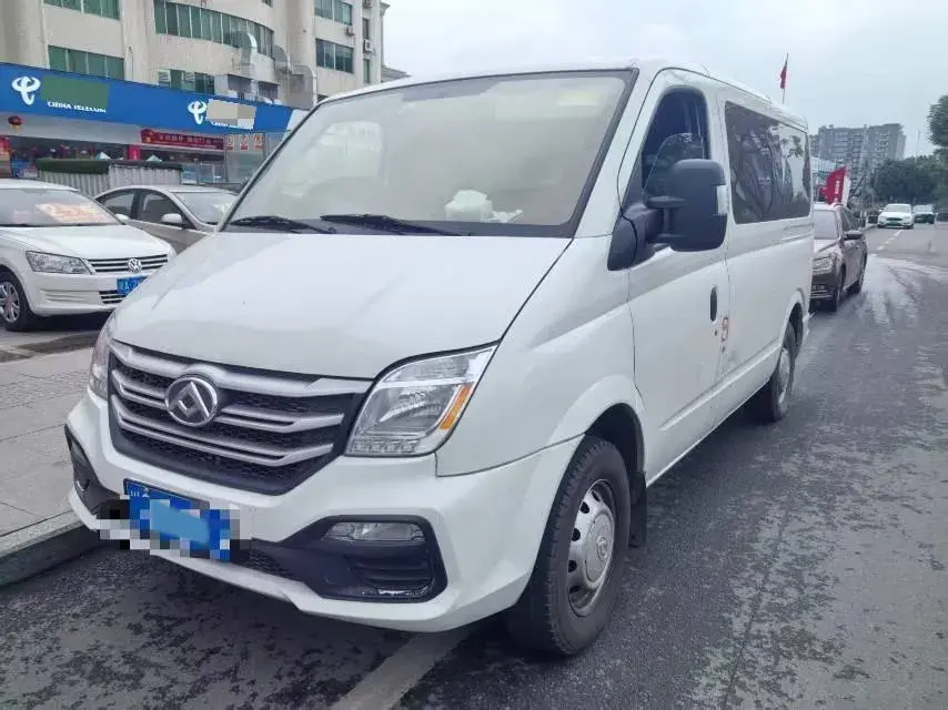 2024 MAXUS XinTu V80 2.0T 147HP L4 6MT