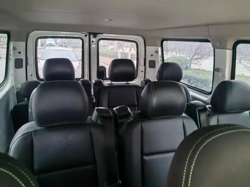 2024 MAXUS XinTu V80 2.0T 147HP L4 6MT,autocango,china used car exporter,china ev exporter,chinese used car exporter,chinese used ev exporter