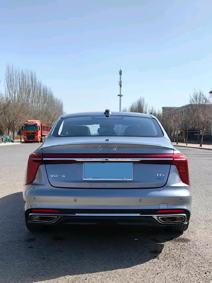 2023 HongQi H5 1.5T 169HP L4 E-CVT Hybrid,autocango,china used car exporter,china ev exporter,chinese used car exporter,chinese used ev exporter