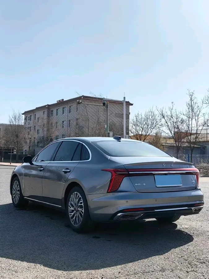 2023 HongQi H5 1.5T 169HP L4 E-CVT Hybrid,autocango,china used car exporter,china ev exporter,chinese used car exporter,chinese used ev exporter