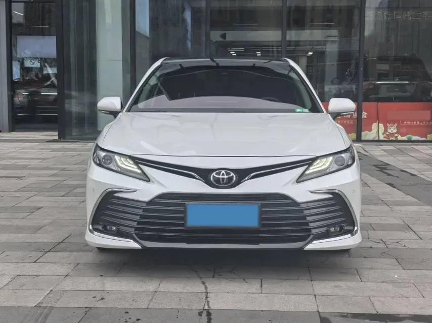 2021 Toyota Camry 2.5L 209HP L4 8AT,autocango,china used car exporter,china ev exporter,chinese used car exporter,chinese used ev exporter