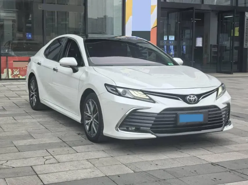 2021 Toyota Camry 2.5L 209HP L4 8AT,autocango,china used car exporter,china ev exporter,chinese used car exporter,chinese used ev exporter