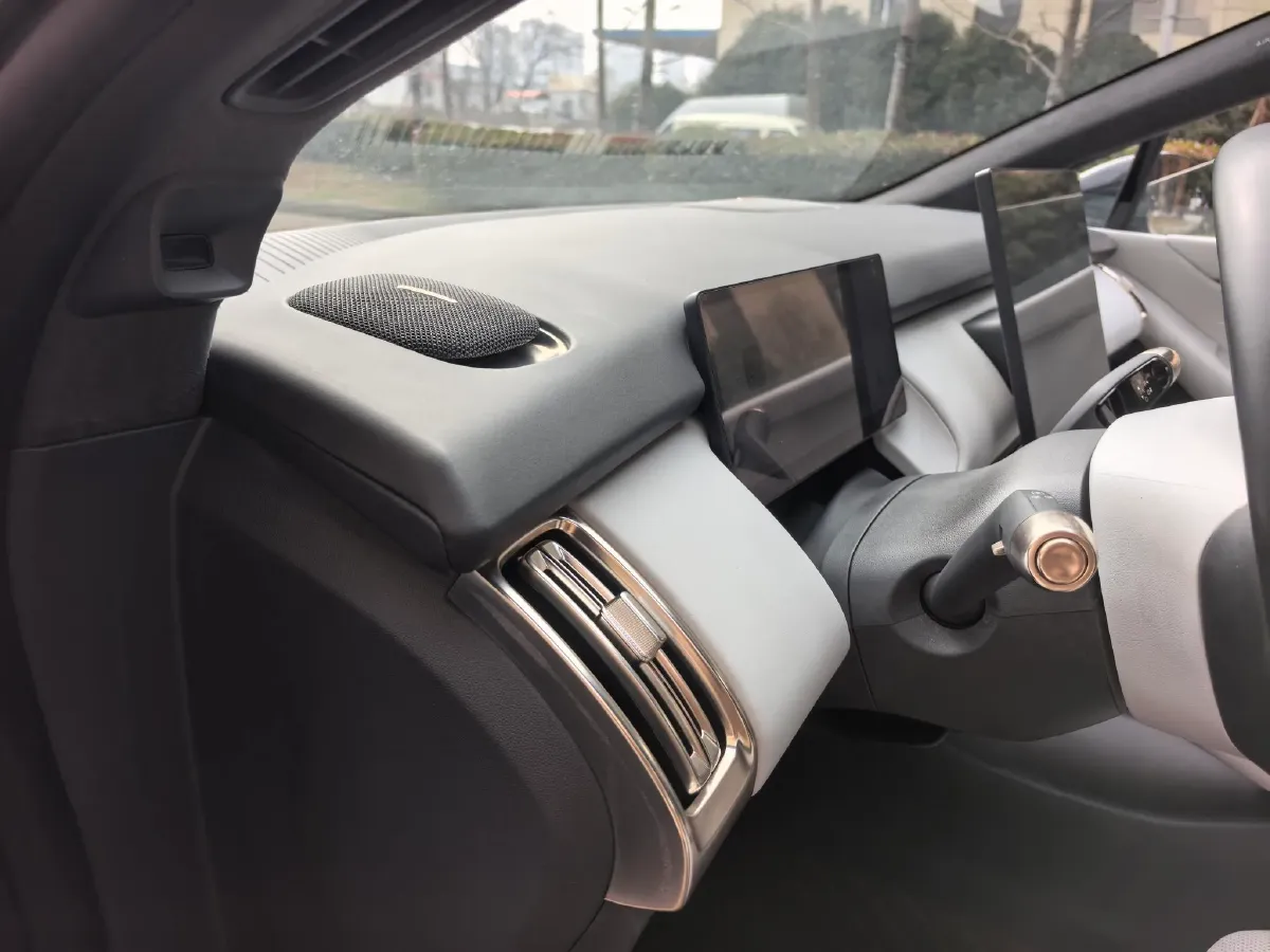 2024 Xpeng P7+ BEV 76.3KWH,autocango,china used car exporter,china ev exporter,chinese used car exporter,chinese used ev exporter