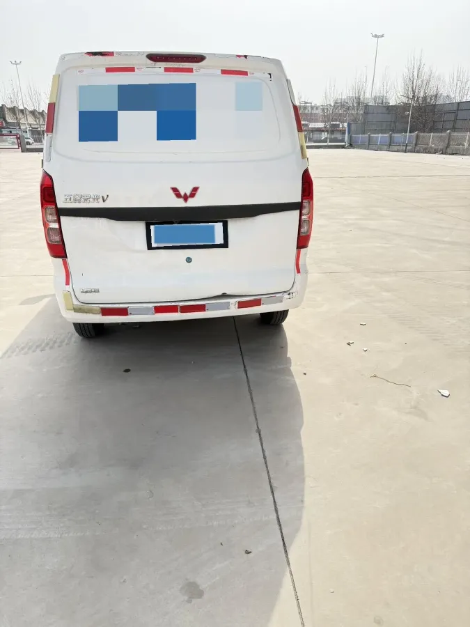 2021 WuLing RongGuang Mini Truck 1.2L 76HP L4 5MT,autocango,china used car exporter,china ev exporter,chinese used car exporter,chinese used ev exporter