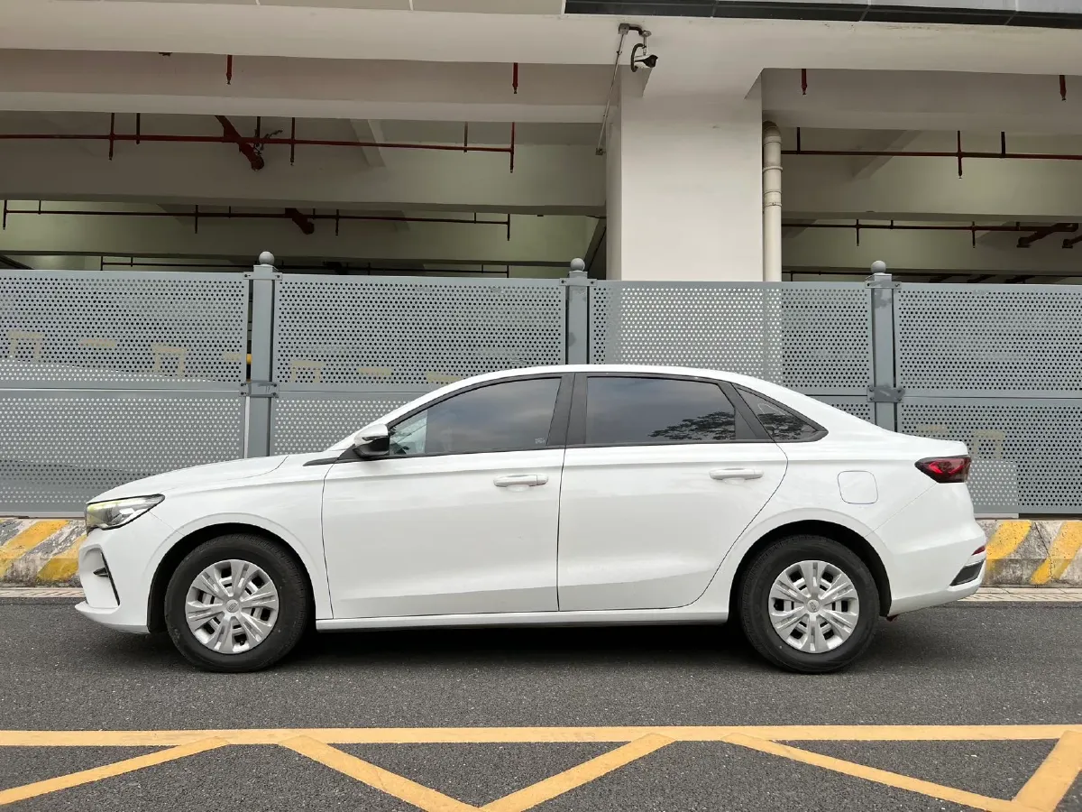 2023 Geely Emgrand 1.5L 127HP L4 5MT,autocango,china used car exporter,china ev exporter,chinese used car exporter,chinese used ev exporter