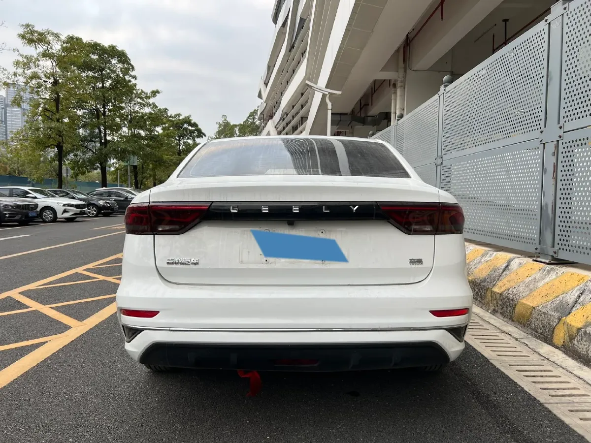 2023 Geely Emgrand 1.5L 127HP L4 5MT,autocango,china used car exporter,china ev exporter,chinese used car exporter,chinese used ev exporter