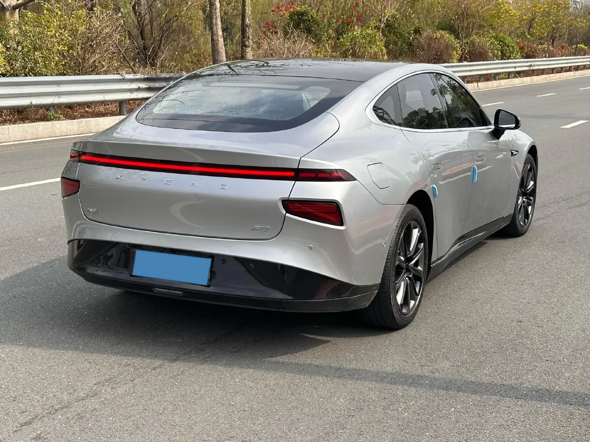2020 Xpeng P7 BEV 70.8KWH,autocango,china used car exporter,china ev exporter,chinese used car exporter,chinese used ev exporter