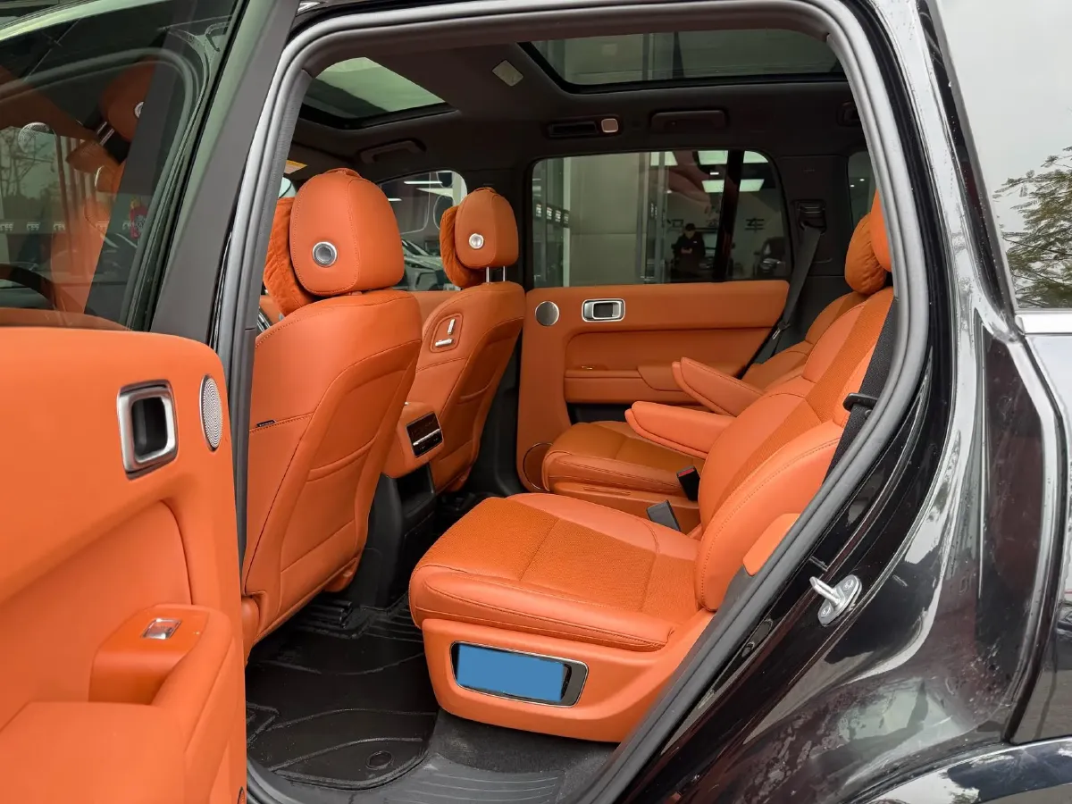 2023 Li L7 Range Extended 154HP REEV 40.9KWH,autocango,china used car exporter,china ev exporter,chinese used car exporter,chinese used ev exporter