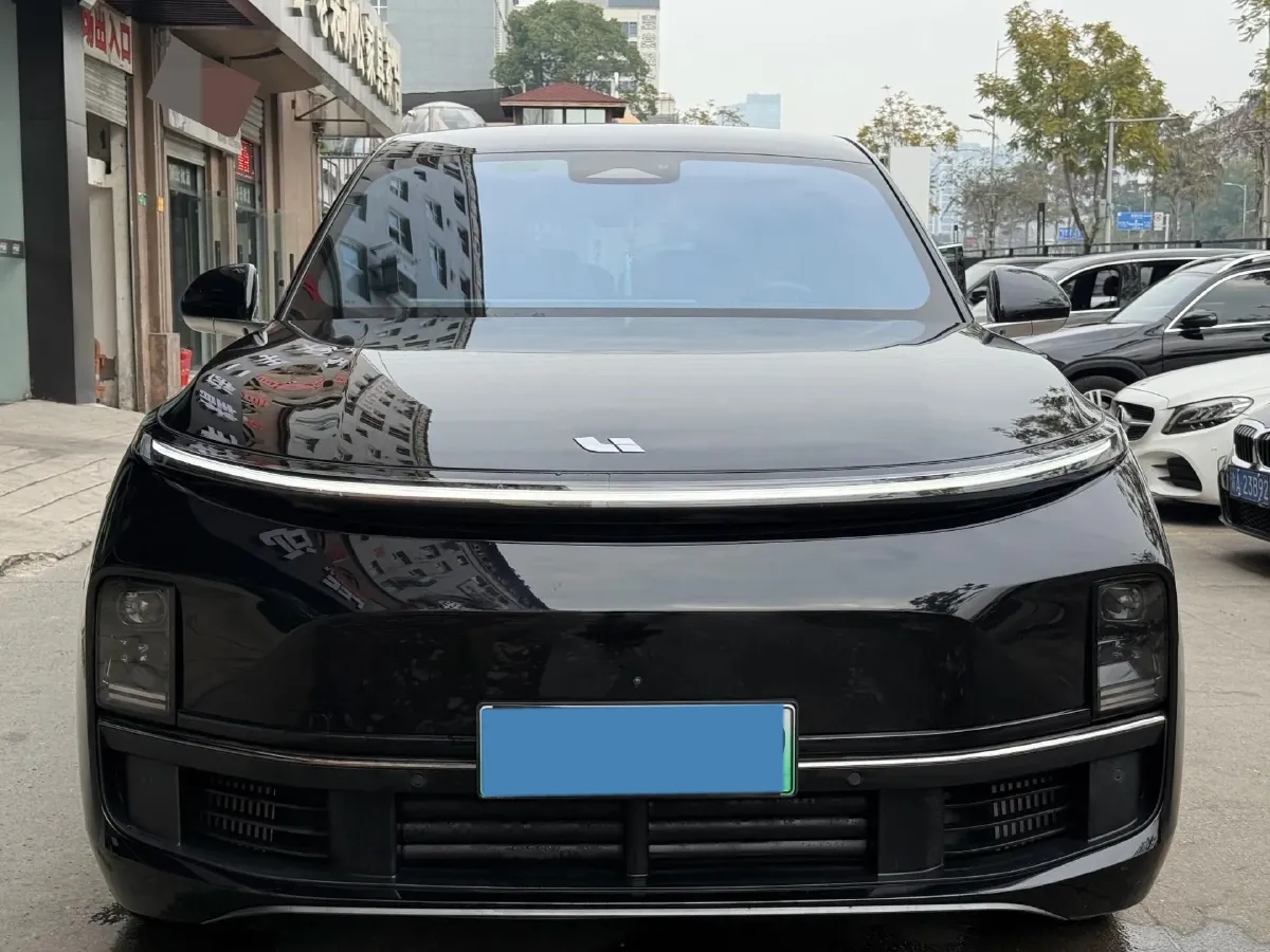 2023 Li L7 Range Extended 154HP REEV 40.9KWH,autocango,china used car exporter,china ev exporter,chinese used car exporter,chinese used ev exporter
